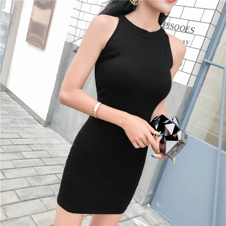 

2020 Fashion Lady Character Halter Temperament Slim Fit Hip Dress