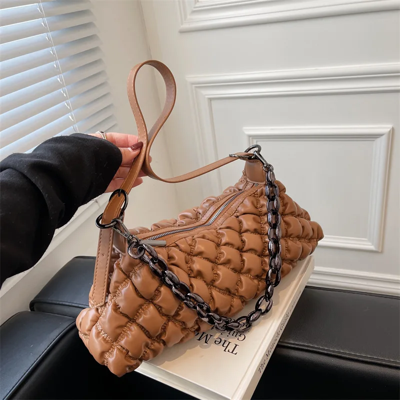 

High-quality Ladies Rhombus Stitching Handbag Pineapple Pattern Pleated Shoulder Bag 2021 New Stitching Women's Bag Underarm Bag