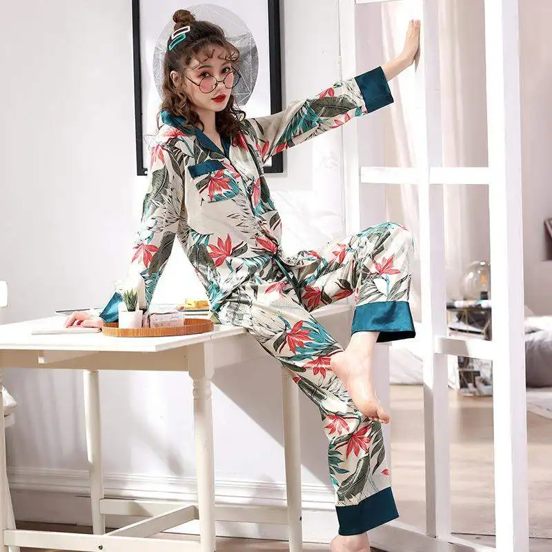 Женская пижама осенняя атласная Шелковая из двух предметов мягкий цветочный