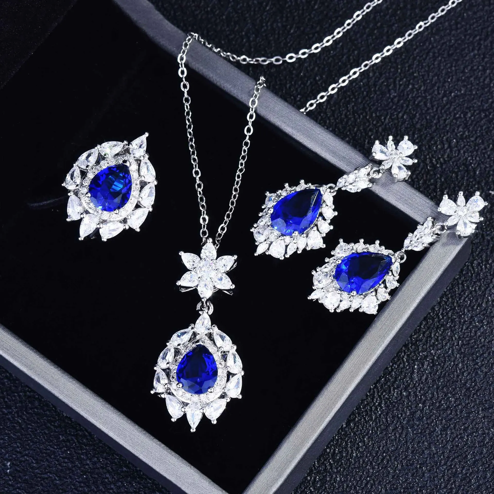 

925 New Luxury Imitation Natural Tanzanite Blue Jewelry Set Drop-shaped Diamond Earrings Color Gemstone Ring Pendant Necklace