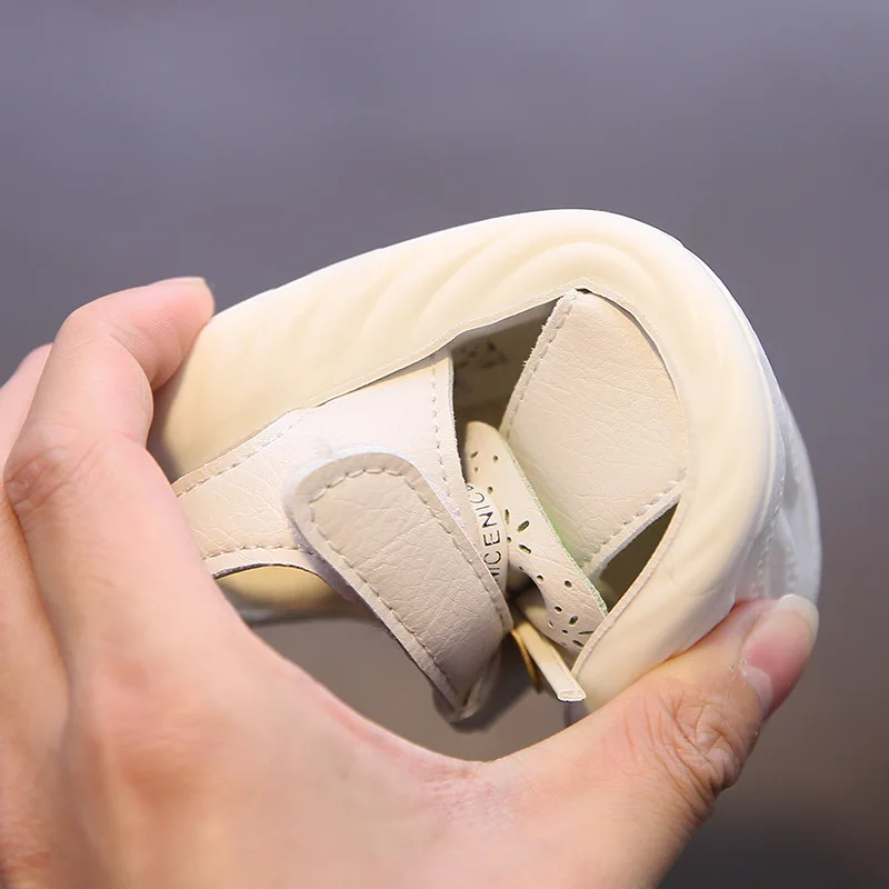 

Girls Sandals 2020 Summer New Children Casual Sandals Girl Beach Sandals Children's Princess Baby Bow Soft Bottom Sandals