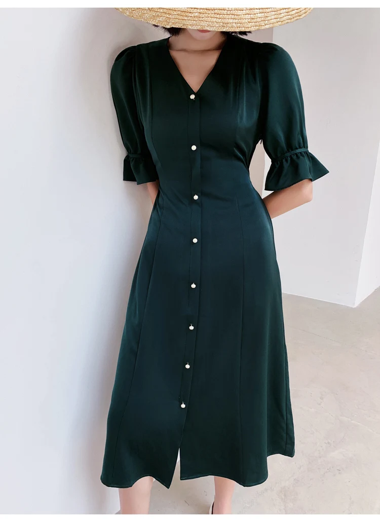 

Retro dark green silk high waist matte v-neck waist dress pearl buckle lantern short sleeve green dress