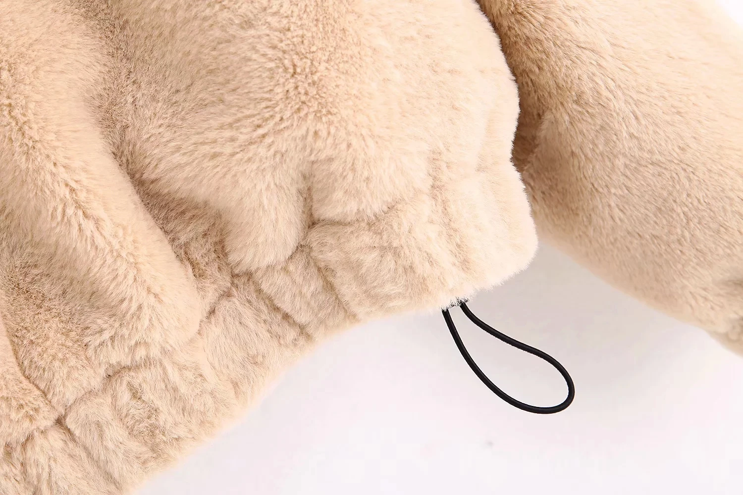 

Winter faux fur coat Women hooded teddy Coat long sleeve thick warm fur jacket Streetwear winter coat women faux fur jacket 2019