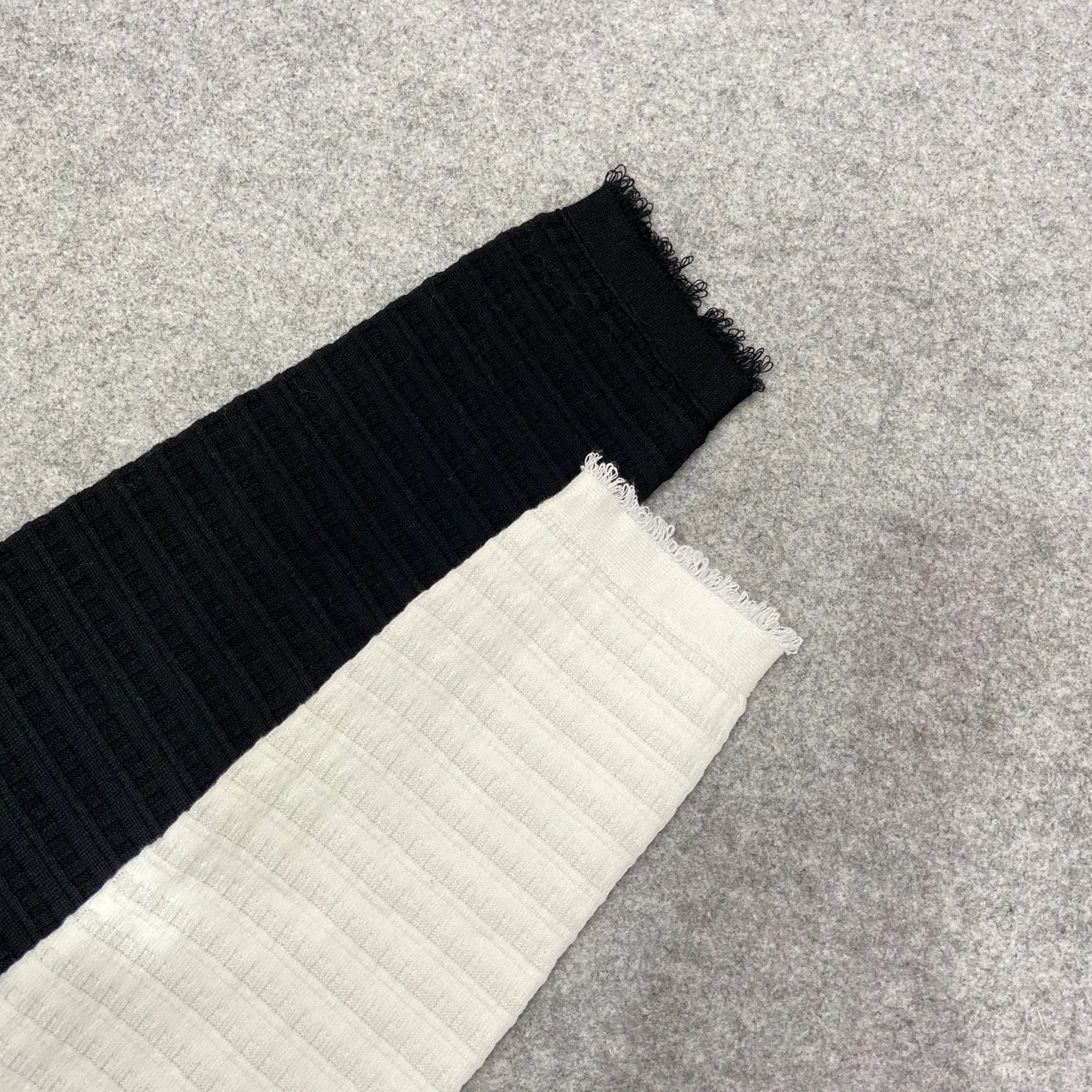 

Autumn and Winter New Women's Handmade Beaded Long-sleeved Knitted Dress