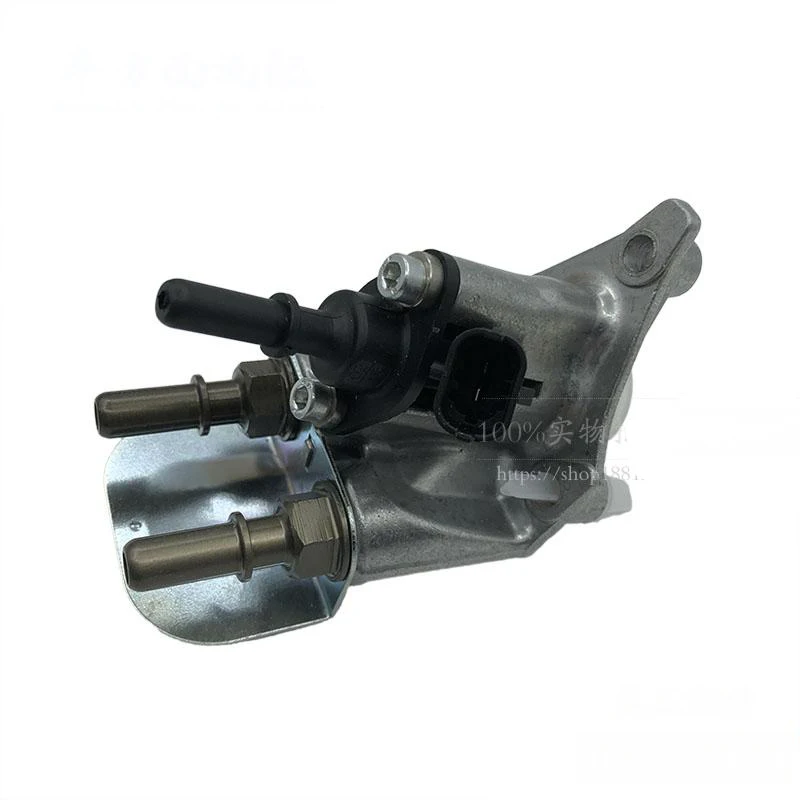 

Urea Pump Injection Nozzle 0444043009 0444043016 0444043135 for Bosch 2.2 6.5