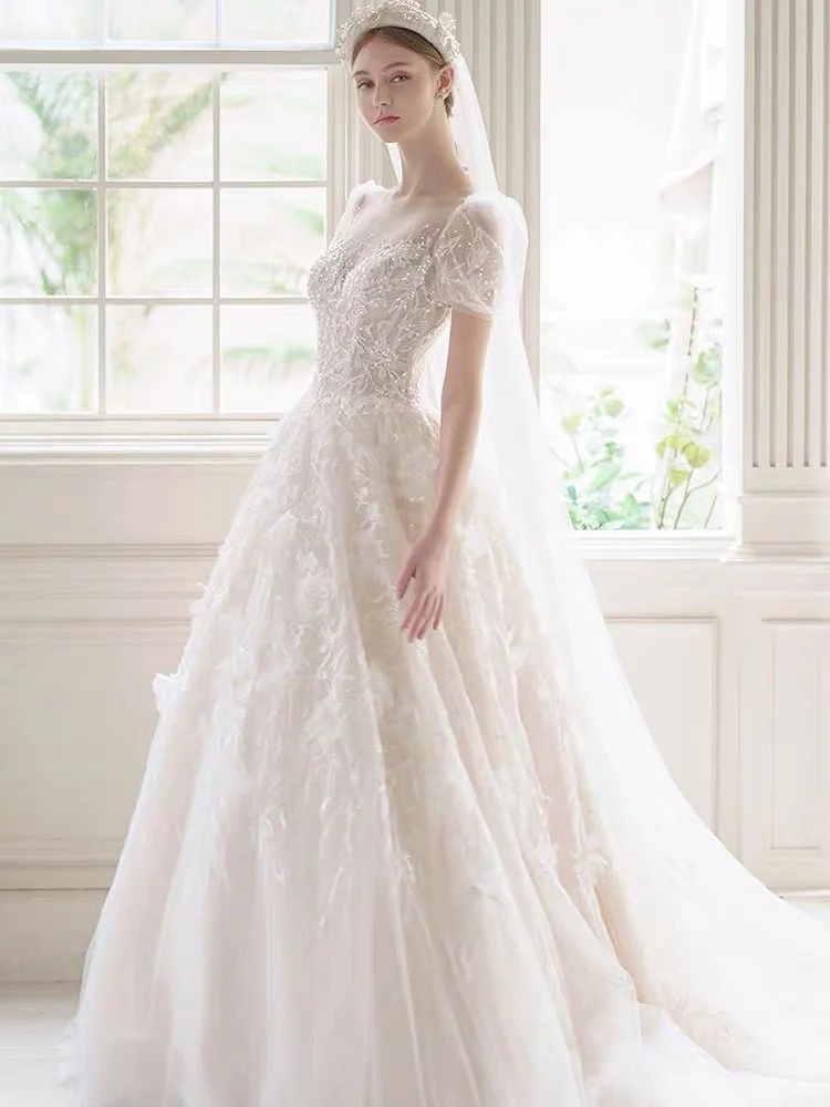 

New Luxury Wedding Dresses O-Neck Puff Sleeves Lace Appliques Swan Flower Beaded Sweep Train Vintage Noble A-Line Bridal Gowns