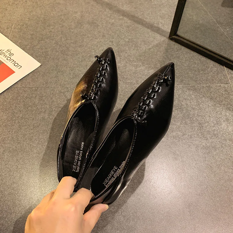 

Breathable Women's Shoes Flat New Style Spring and Autumn Pointed Toe Fashion Retro Flat Shoes Woman