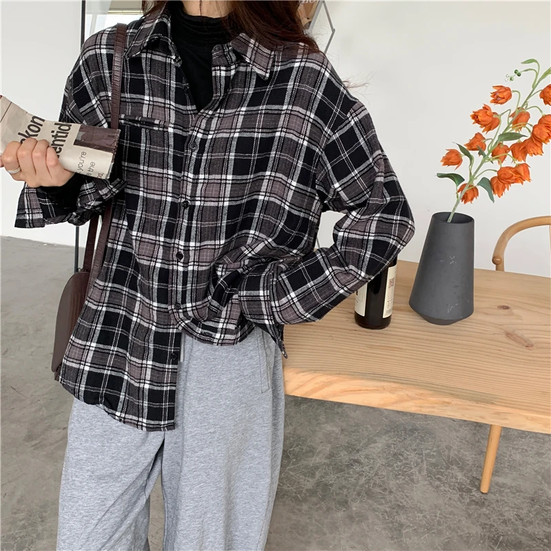 

Women'S Blouse Lapel Shirt All-Match BF Batwing Sleeve Large Size Original Plaid Retro Style Chic Fashion Spring Tops 2021