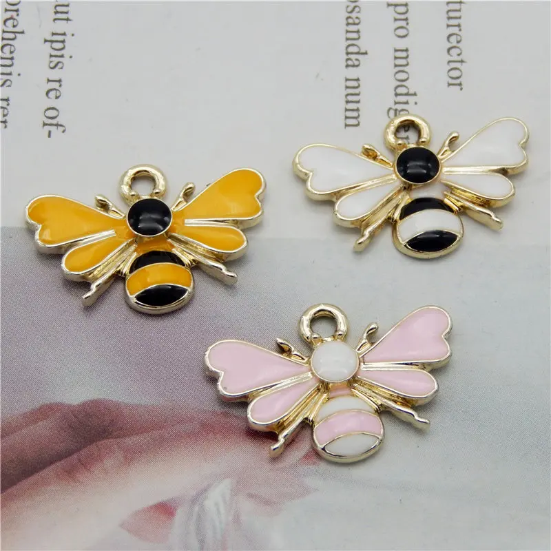 

Julie Wang 6PCS Enamel Bee Charms Alloy Cartoon Honeybee Insect Pendant Bracelet Jewelry Making Accessory 3 Colors