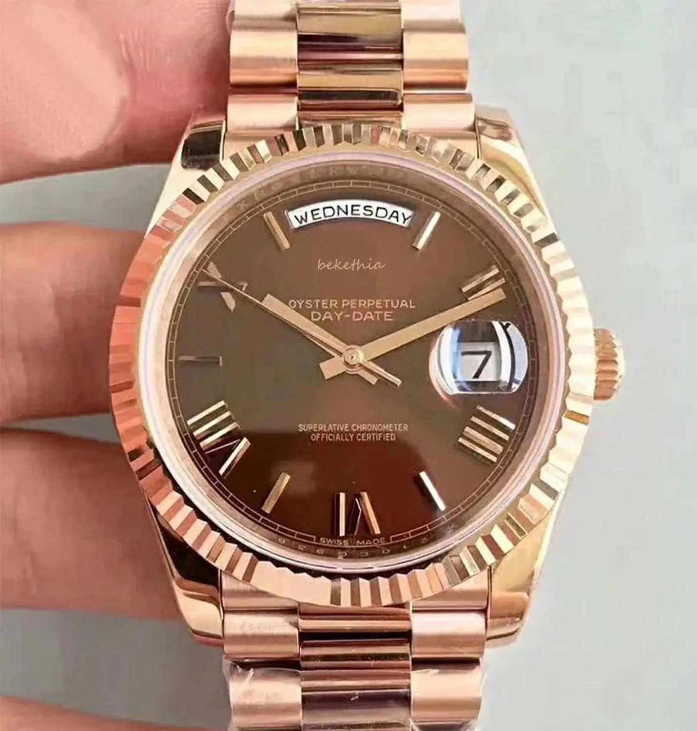 

New Men's Automatic Watch Rose Gold Date Sapphire Glass 40MM Gold Dial 2813 Stainless Steel Automatic Movement Men Watches