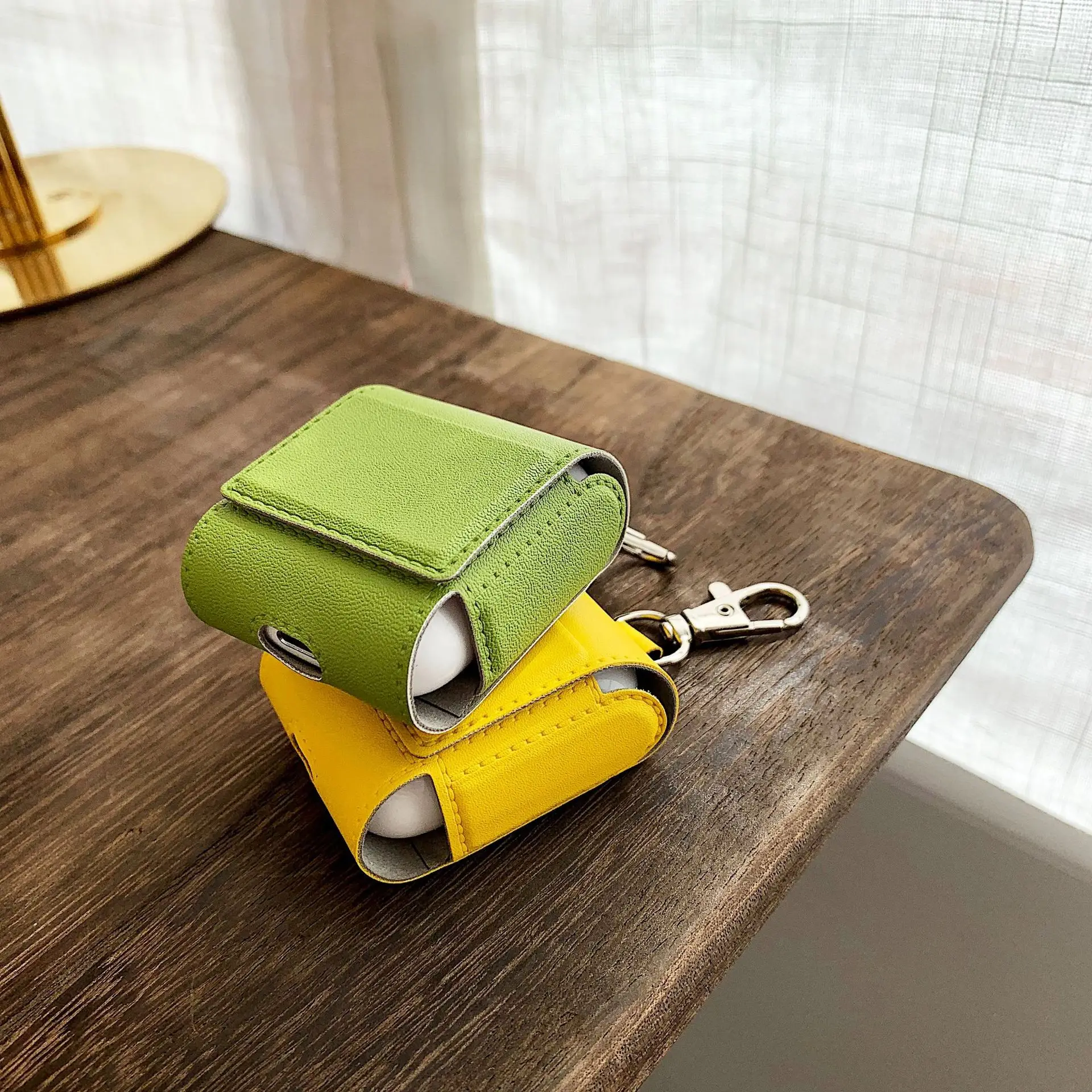 Bluetooth Earphone Charging Box Case for Apple Airpods 1 2 Leather Headphones Cases for Air pods with Hooks