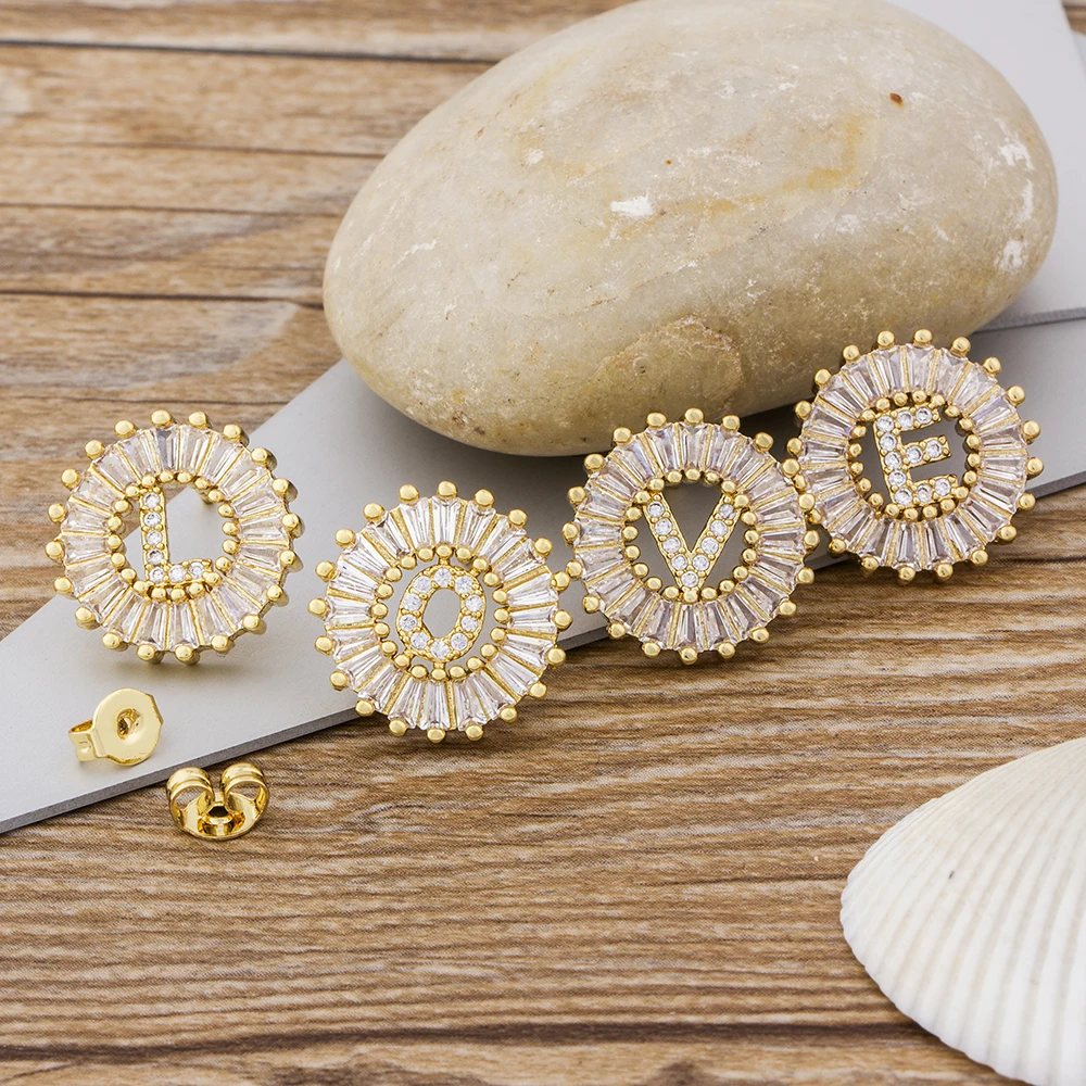 Лидер продаж 26 Начальная буква серьги персональный медь кубический цирконий