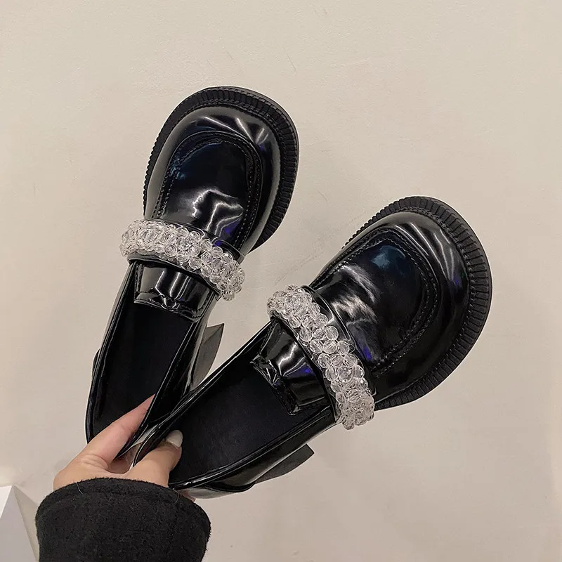 С украшением в виде кристаллов стиле Мэри Джейн Женская обувь с круглым носком