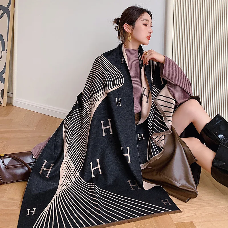 

Зимний теплый кашемировый шарф для женщин, роскошная брендовая шаль, палантины с буквенным принтом, толстые шарфы, женский платок, большая б...