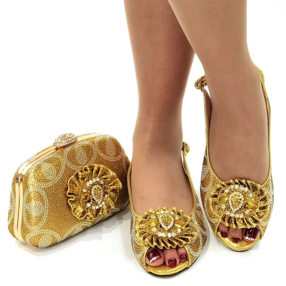 

Garden Party New Coming Nigerian Design Shoes Matching Bag in Golden Color High Quality 2021 INS Hot Selling Shoes and Bags Set