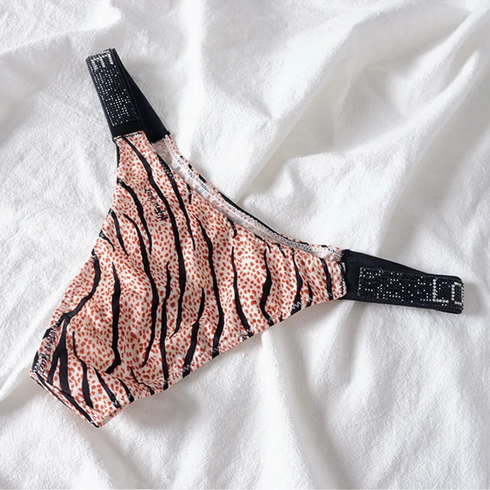 Трусики Стразы с надписью LOVE Secret женские стринги нижнее белье низкой посадкой