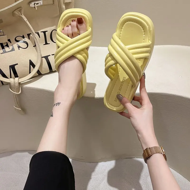 

Platform Slippers Women Thick Sole Slides Candy Colors Bath Open Toe Slippers Summer Chunky Sandals Women Zapatos Mujer 2021