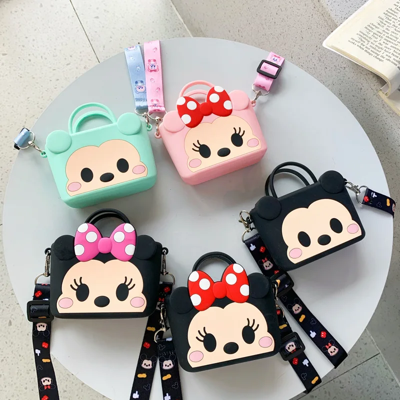 

Disney Mickey Minnie Cute Silicone Key Chain Cartoon Children's School Keychain Girls Travel Bag Simple Fashion Storage Keyring