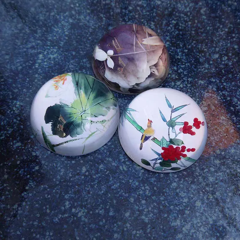 Стеклянные полушарики диаметром 80 мм прозрачные хрустальные пресс-папье