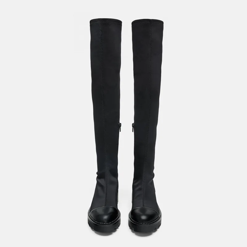 Женские черные ботфорты на плоской подошве эластичные тонкие сапоги Осень зима