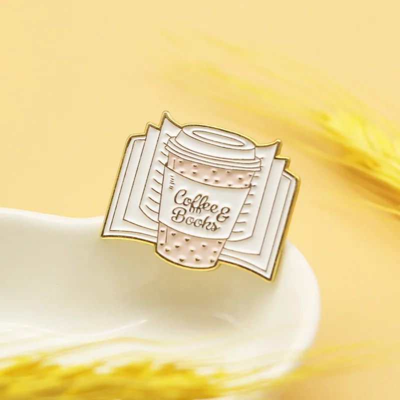 Брошь бариста в стиле ретро с ручкой виде кофемашины значок листьев и цветов для