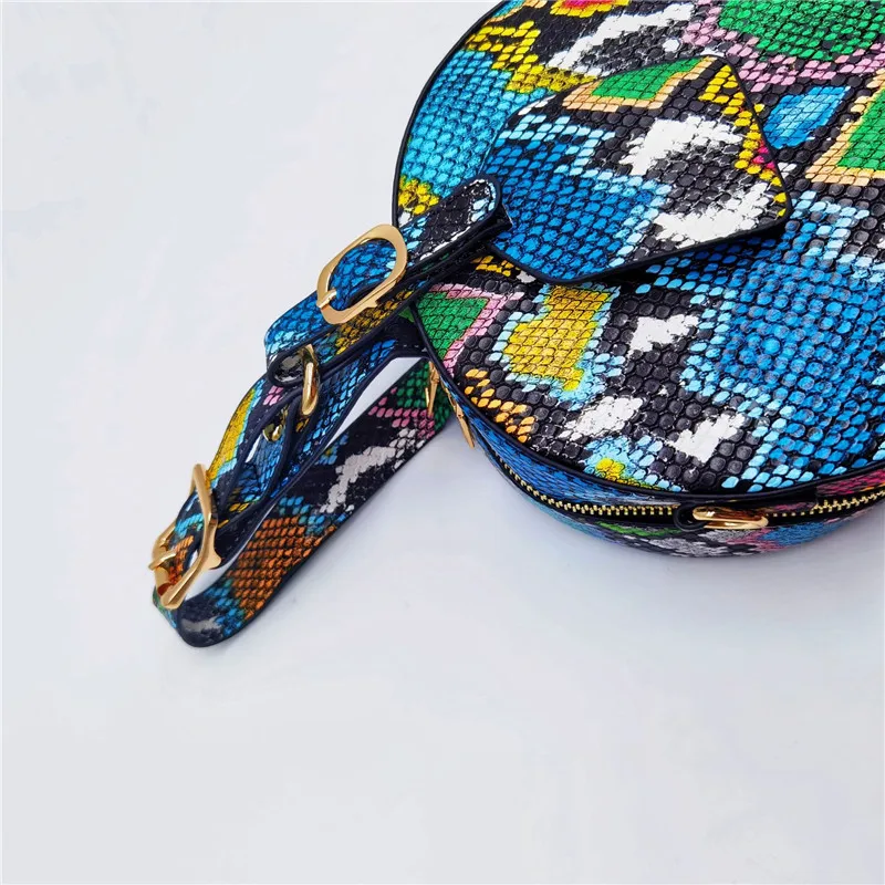 Европейская мода Обувь на низком каблуке и с принтом змеиной кожи вокруг дамской