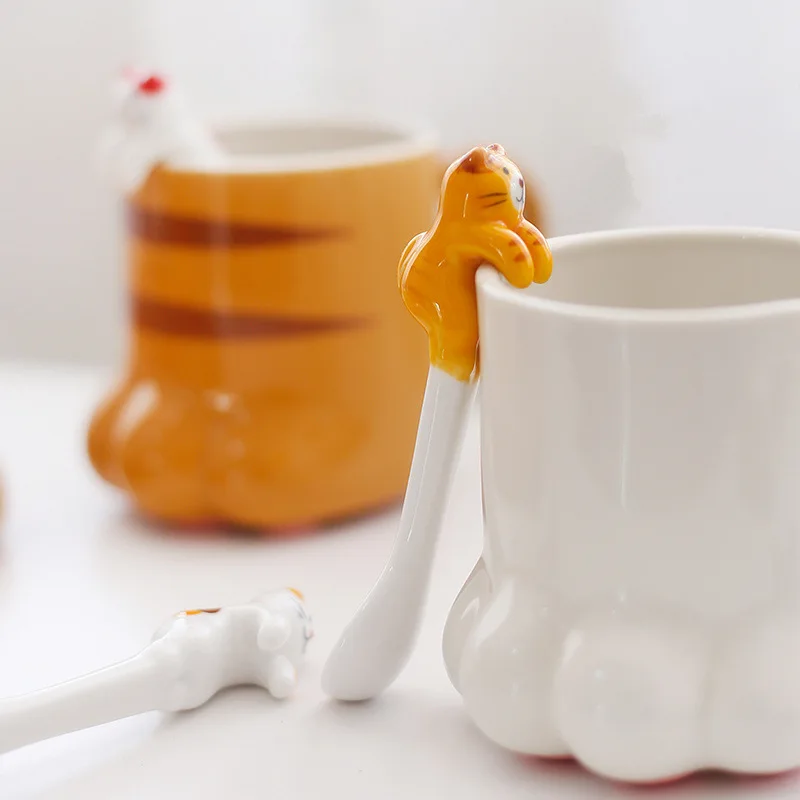 

5PCS Novelty Gift Ceramic Cartoon Cute Cat Animal Spoon Hanging Coffee Dessert Spoon Unique Ice Cream Flatware Kitchen Tool