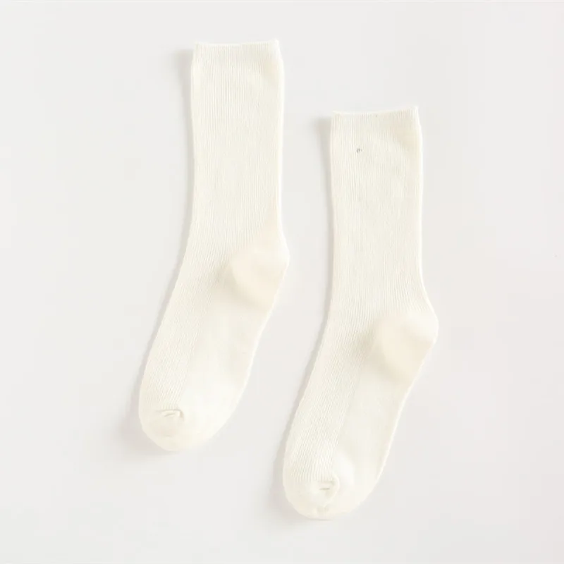 Milk white Новые цветные красочные Harajuku стиль ретро женские хлопчатобумажные забавные носки однотонные яркие цвета фиолетовый синий желтый розовый дизайнерские рождественские носки - Цвет: Milk white