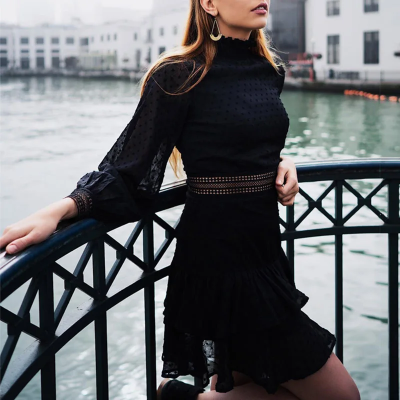 Женское открытое мини-платье белое плиссированное платье с длинным рукавом