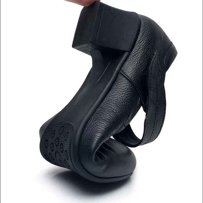 Genuine Leather Slip On Shoes Comfortable Walking Shoes Woman Casual Shoes Woman Soft Sole Black Work Shoes