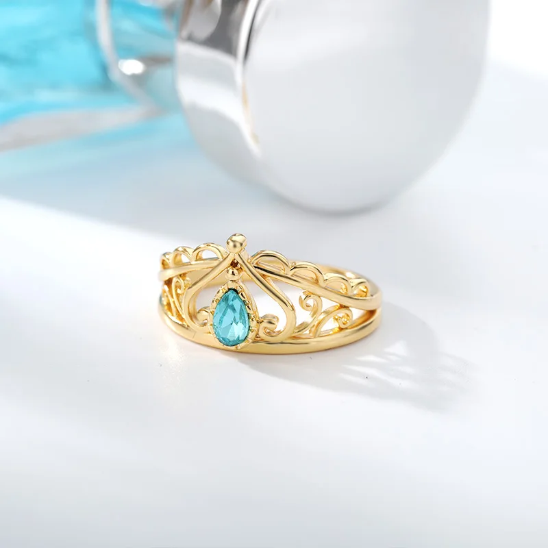 Женское Винтажное кольцо из нержавеющей стали золотистое с кристаллами и