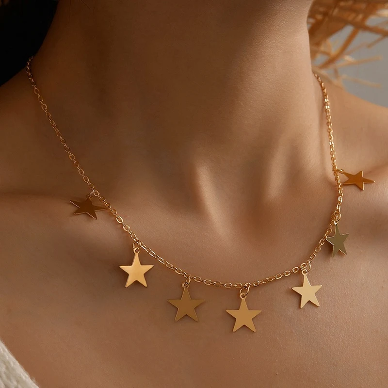 

Fashion and Simple Temperament Five-Pointed Star Pendant Necklace Clavicle Chain