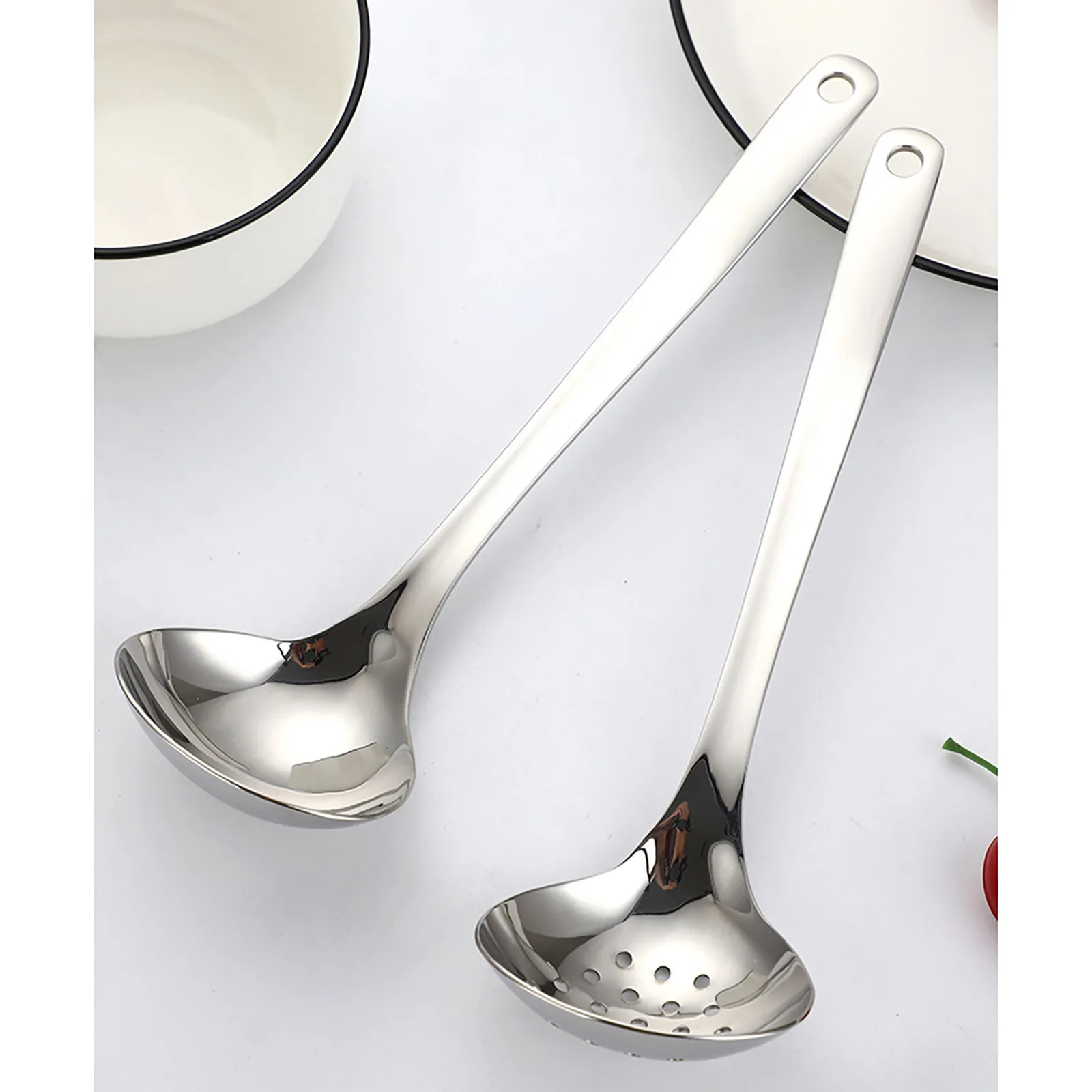 

New Soup Spoon Long Handle Kitchen Strainer stainless steel Cooking Colander Kitchen Scoop Plastic Tableware Colander Hot X8