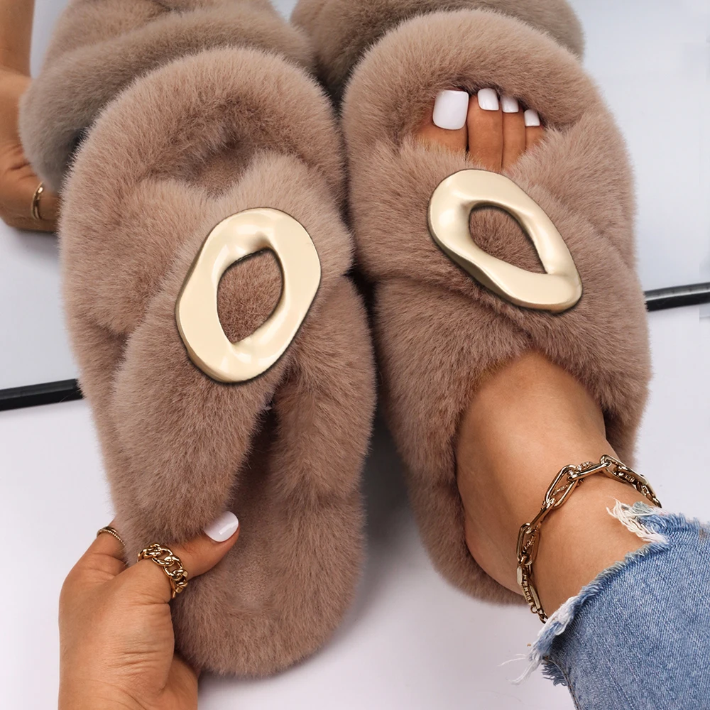 Women's Fluffy Slippers Fashion Irregular Geometric Faux Fur Slides Designer Platform Fur Sandals Cozy Slippers Casual Shoes