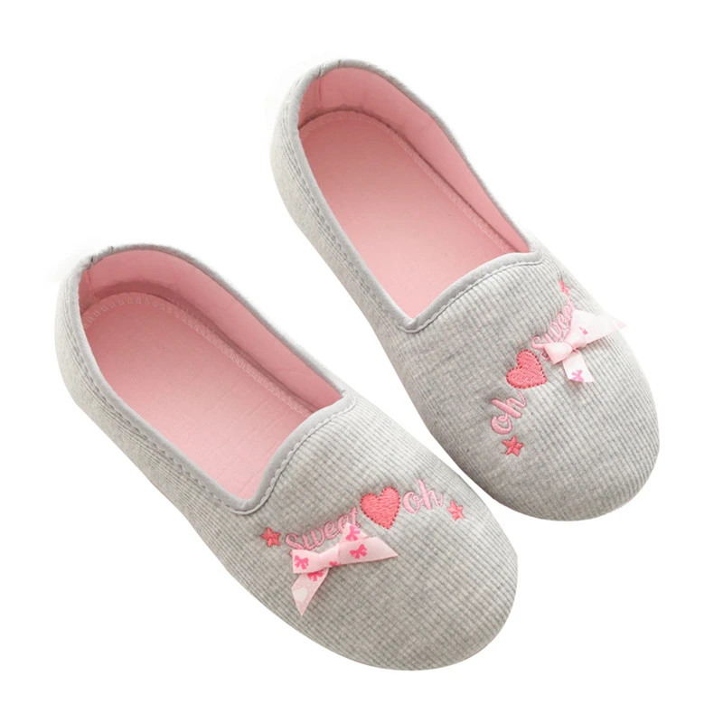 

Simple gray bow love home slippers for pregnant women, flat home slippers for girls, comfortable confinement shoes for girls