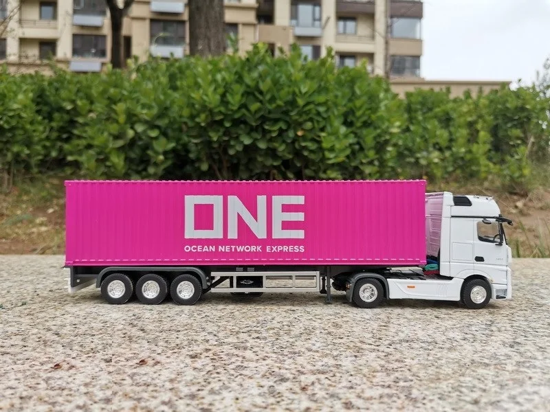 Коллекционная литая игрушка модель в подарок масштаб 1:50 стандартные актеры