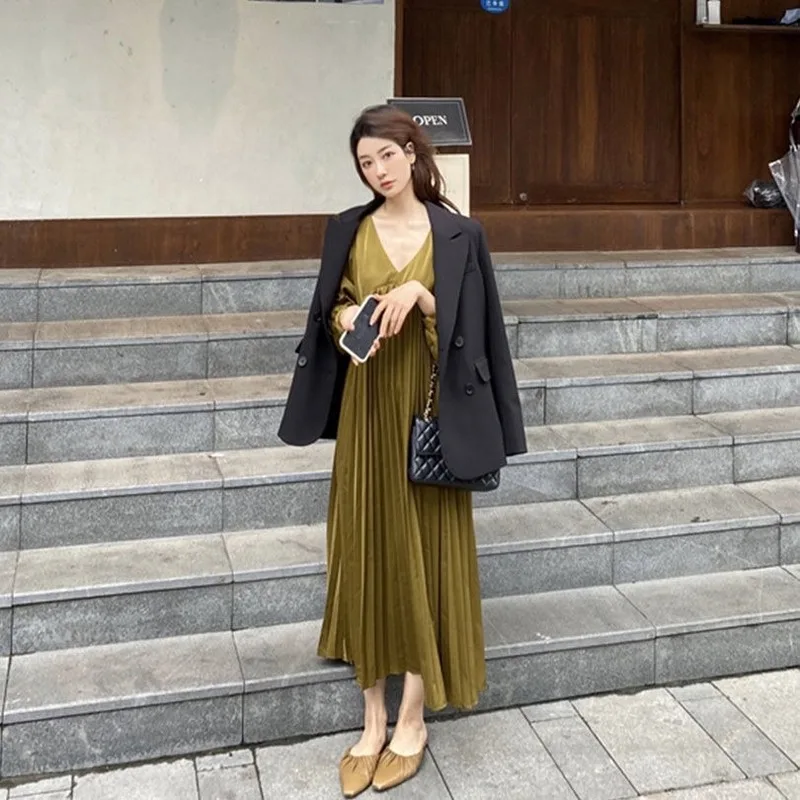 

Female 2021 Spring Autumn Vintage Dress Elegant Folds Pleated Big Hem Bottoms V-Neck High Waisted Long Dresses for Women Y396