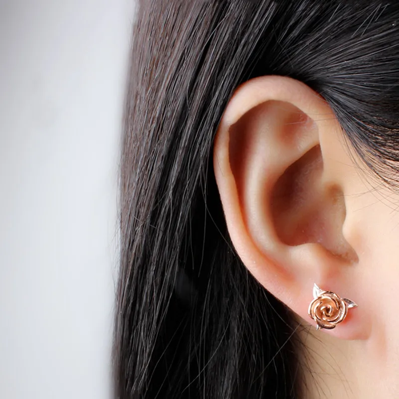 

925 Sterling Silver Earrings Rose Flowers Stud Earrings For Women Fashion Simple Style Popular Lady Gift Silver Ear Jewelry