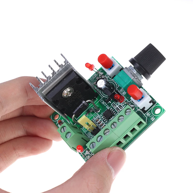 Модулятор ширины импульса устройство управления переключателем скорости