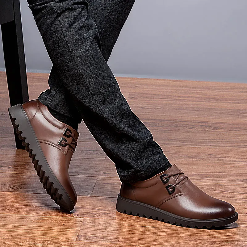 

Genuine Leather Shoes Men lace up oxfords Soft Cow Leather Men Casual Shoes 2020 New Male breathable Footwear Black Brown shoes