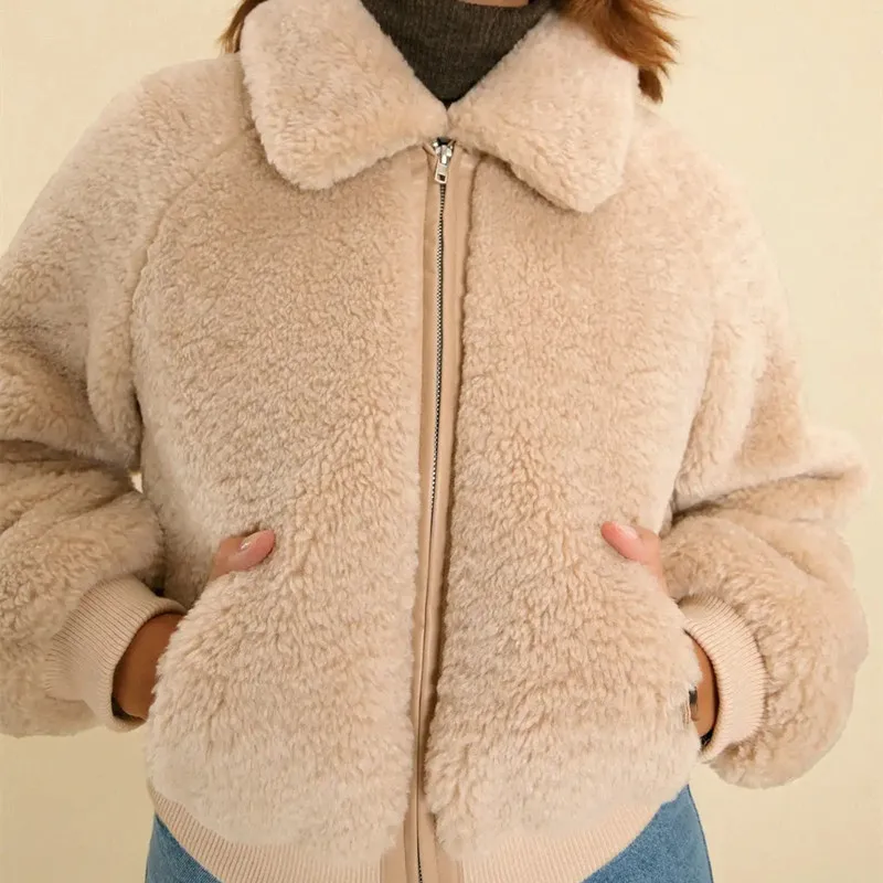 

Женская короткая куртка из искусственной овечьей шерсти, с отложным воротником и длинным рукавом