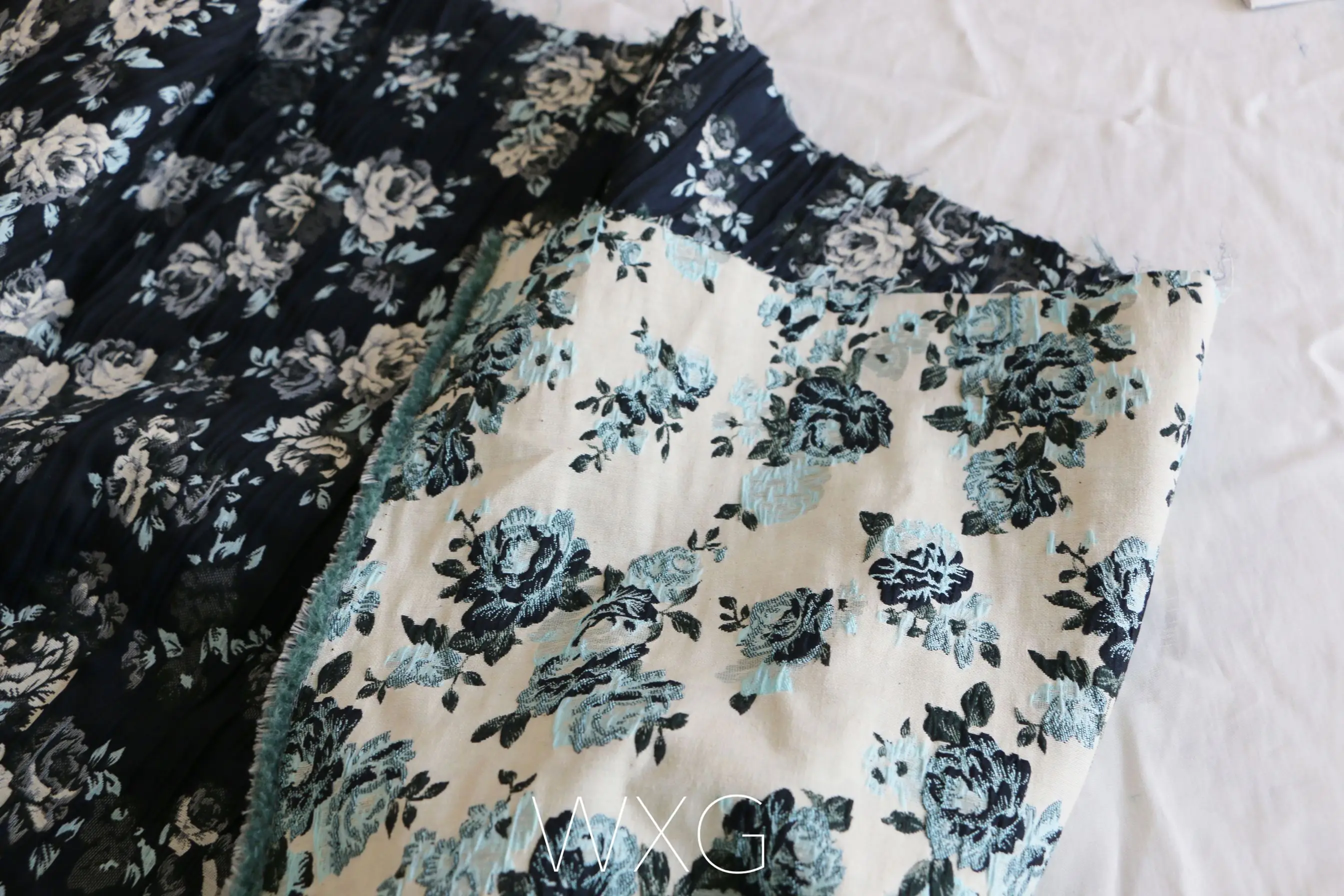 Винтажная двухсторонняя плиссированная жаккардовая модная ткань с розами для