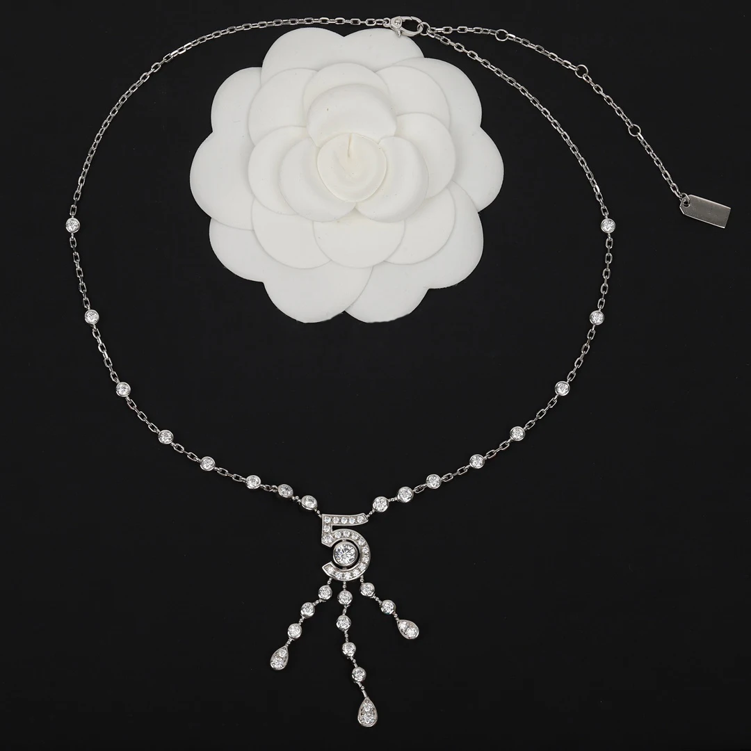 

2021 Famous Luxury Brand Number Five Diamond Silver Colour Tassels Necklace For Women Top Quality Premium Jewelry Designer Trend