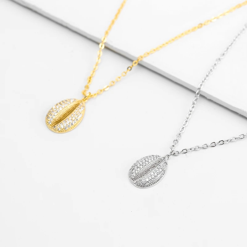 

New Charm Simple Style Shell Fine Zircon Necklace Metal Fashion Wild Necklace Female Long Clavicle Pendant Beach Popular Jewelry