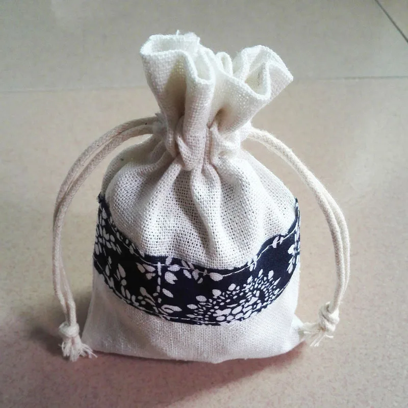 Национальный мешок продлевает длинный дым обратного благовония s сандалового