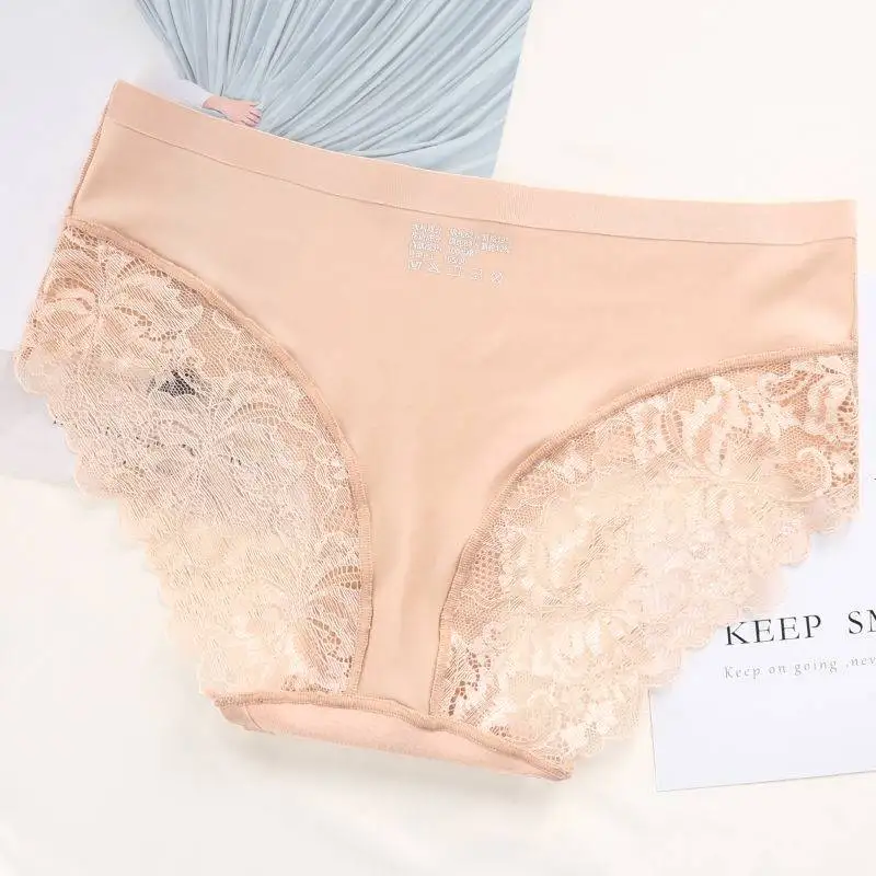 Бесшовные трусики XXXL нижнее белье Для женщин сексуальный Ice Silk трусики для девушек размера плюс женской модной обуви кружева спандекс трусы с низкой талией Панталоны