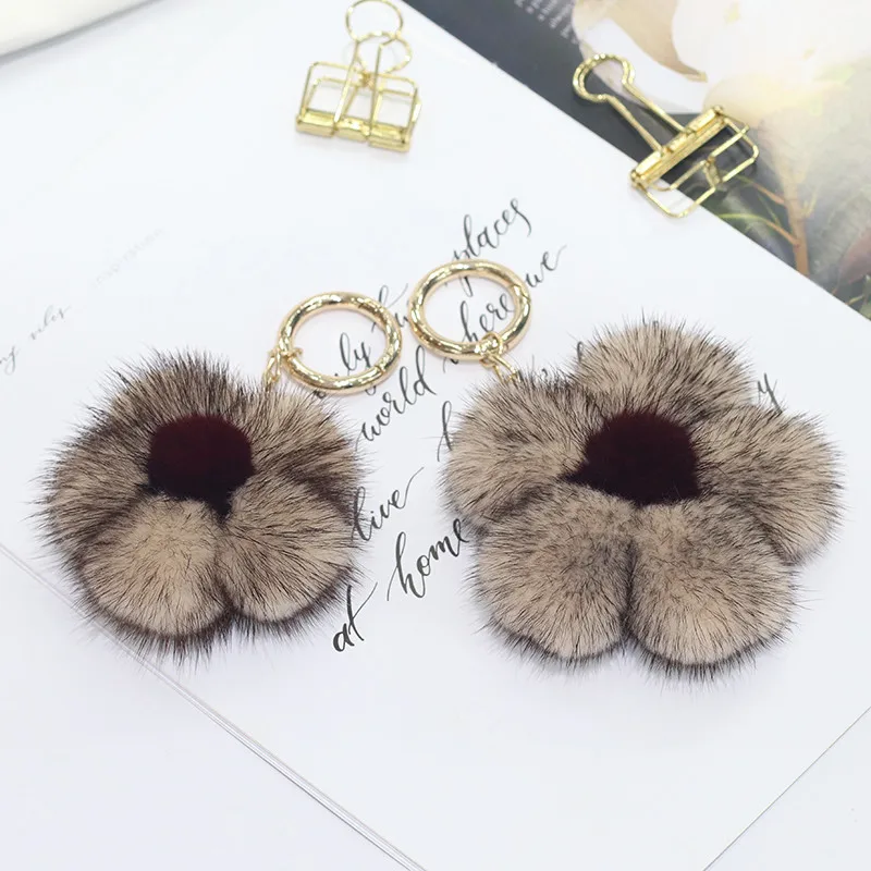 Брелок для ключей с норковым подсолнухом мягкий брелок помпоном из натурального
