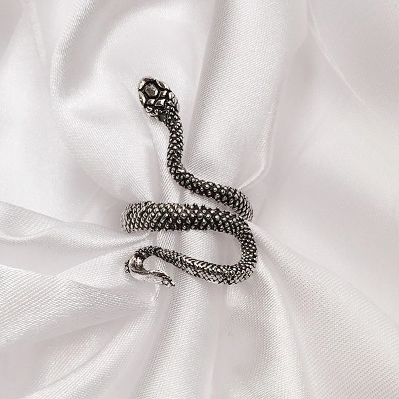 

Retro Punk Adjustable Ring Men and Women Exaggerated Snake-shaped Antique Silver Personality Three-dimensional Opening Ring