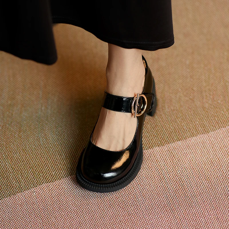 

2020 new spring and autumn leather retro big round head thick heel women's shoes buckle patent leather Mary Jane shoes X012
