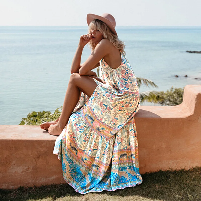 2020 Spring And Summer Chiffon Beach Vacation Casual Dress Female Print V-neck Bohemian Simple Temperament Long | Женская одежда